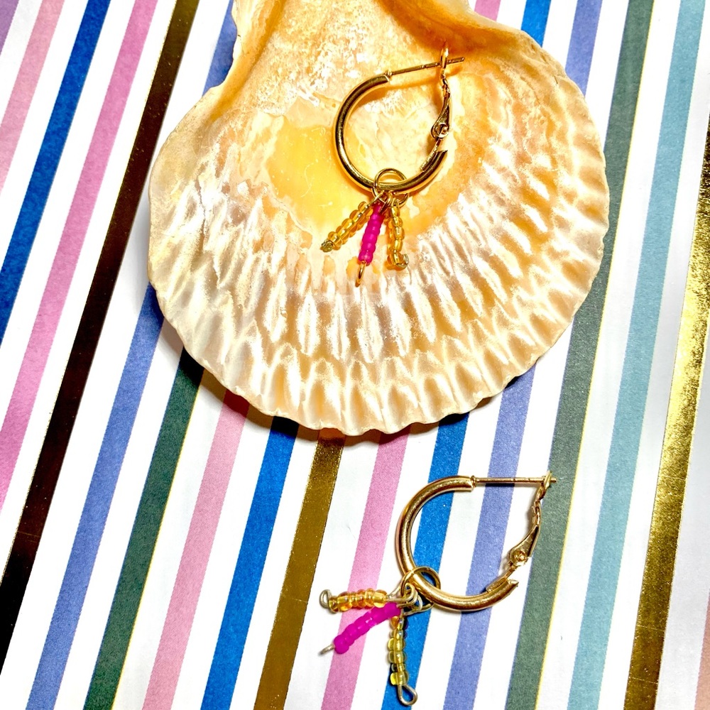 Mini hoop earrings
